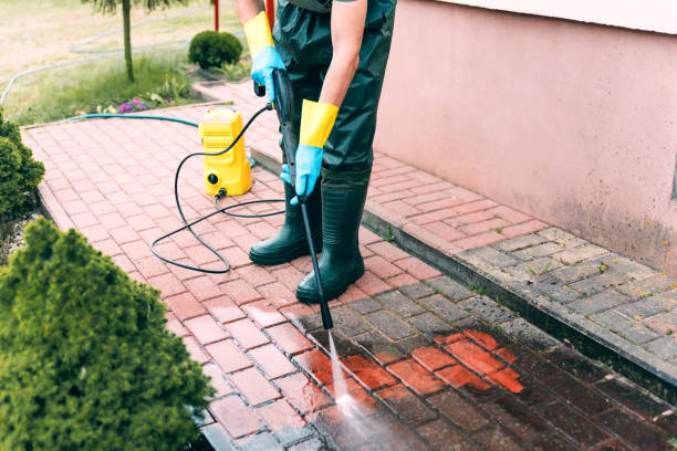 Best Playground Equipment Cleaning  in Pleasanton, KS